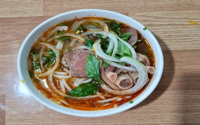 Bún Bò Huế Sông Hương - Nguyễn Văn Linh