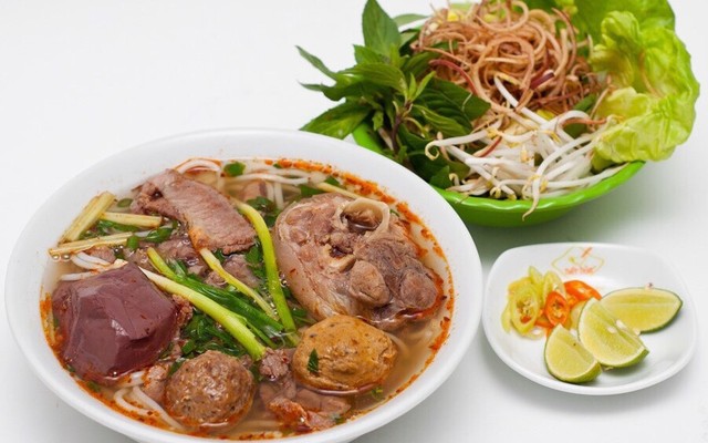 Bún Bò Huế O Mai - Lê Trọng Tấn