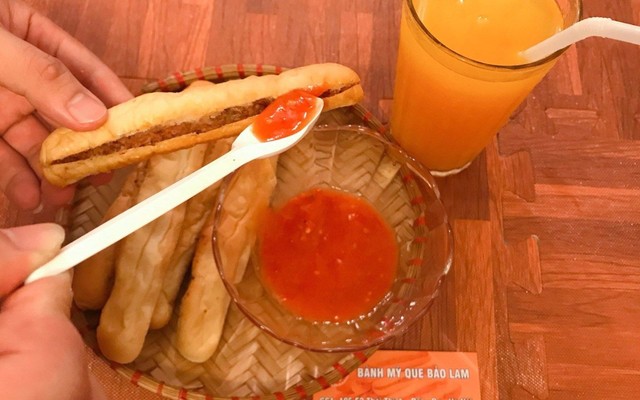 Bánh Mì Que Bảo Lam - Vũ Phạm Hàm