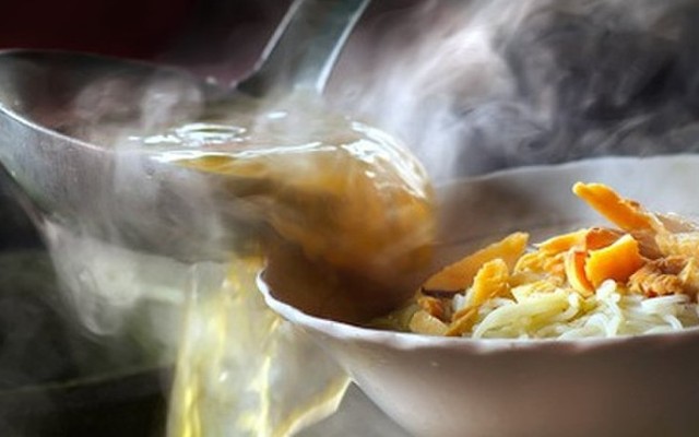 Hủ Tiếu Xương & Bún Cá Châu Đốc - Dương Bá Trạc