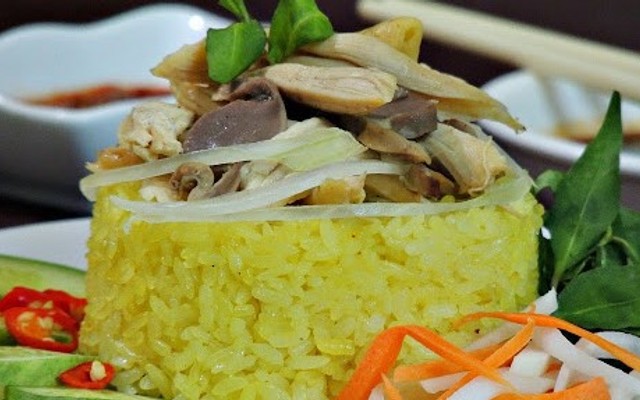 BÍCH VÂN - CƠM GÀ, MÌ XÀO & NUI XÀO