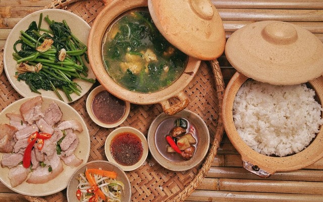 Cám 4.0 - Bữa Cơm Gia Đình Việt