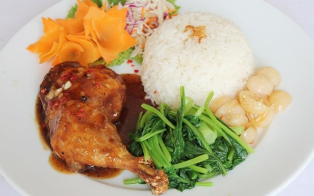 Cơm văn phòng - Cơm mẹ Beer