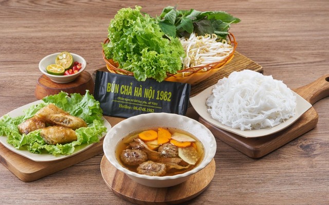 Bún Chả Hà Nội 1982 - Đường A4