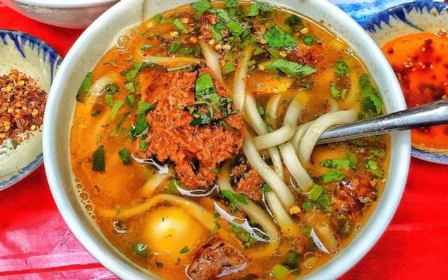 Bánh Canh Hoa - Trần Cao Vân