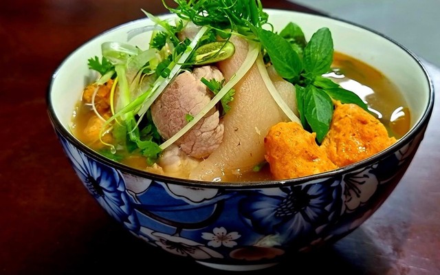 Quán Cô Vinh - Bún Thập Cẩm - Mai Dịch