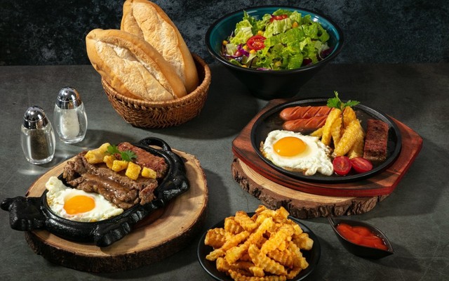 Bít Tết Ngon Hòe Nhai - Thụy Khuê