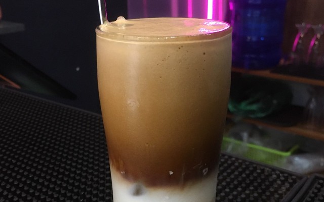 B.U.P - Cà Phê, Sinh Tố & Nước Ép