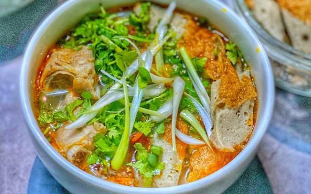 Bánh Canh 07 - Thái Thị Bôi