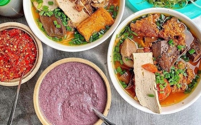 Mai Thy - Canh Bún, Bún Riêu, Bánh Đa - Bùi Thị Xuân