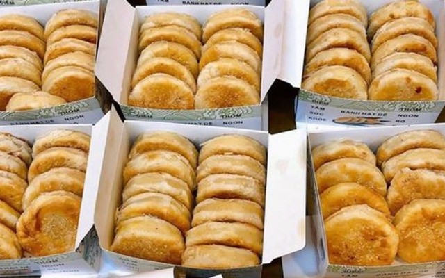 Tiệm Bánh Hạt Dẻ - Phạm Văn Đồng