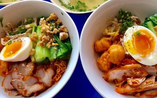 Hẻm Fastfood 2 - Mì Trộn Trứng Lòng Đào