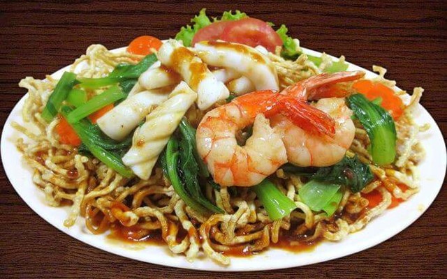 Năm Chảnh Quán - Cơm, Mì & Lẩu