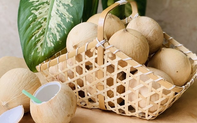 Cà Phê Đường Rày - Dừa Xiêm Trọc, Trà Sữa & Sinh Tố