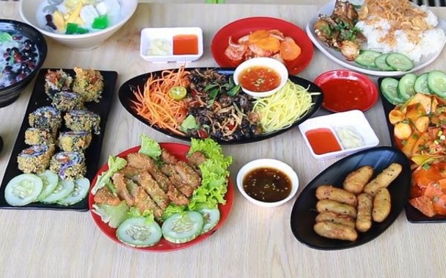 Oyatsu - Tiệm Ăn Vặt Quốc Dân - Nguyễn Huệ
