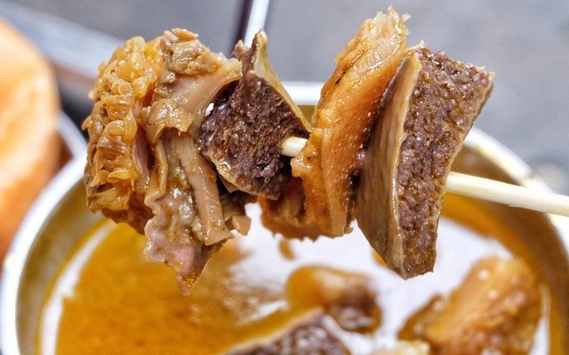 Phá Lấu Bò Tài - Hoàng Hoa Thám