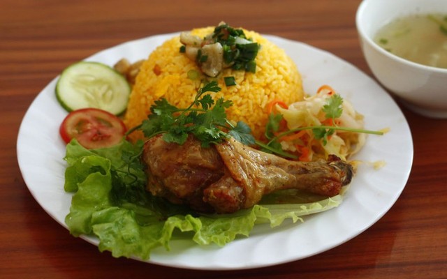 Tiệm Cơm Gà Yến My - Ngọc Lâm