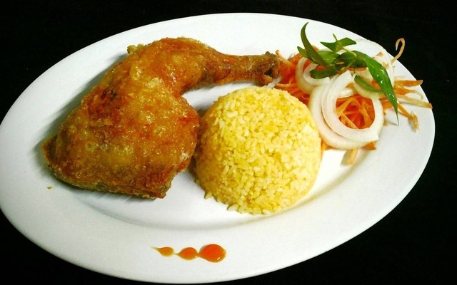 Cơm Gà A Vỹ - Dương Bá Trạc