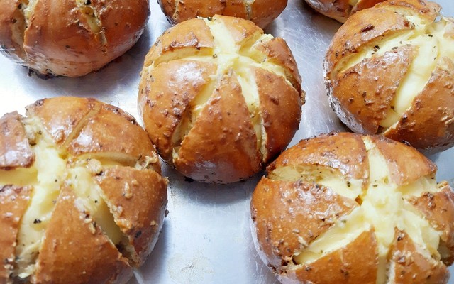 Vi Vi Bakery - Shop Online