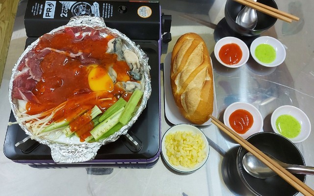 Bò Hàu Sốt Tứ Vị - Phạm Văn Đồng