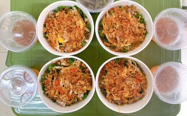 Thuỳ Nhi - Bún Riêu Cua Phở Gà Trộn - Bế Văn Đàn