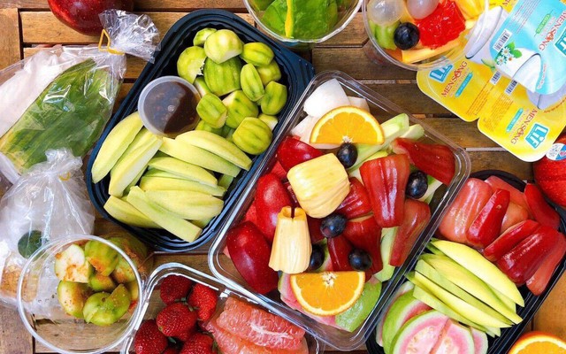 Famy Fruit - Trái Cây Tươi, Ăn Vặt & Sinh Tố Nước Ép - Cách Mạng Tháng