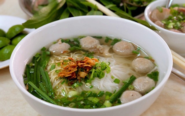 Quán 15B - Hủ Tiếu & Cơm Bình Dân