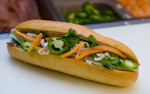 Bánh Mì Hà Nội - Nguyễn Văn Quá