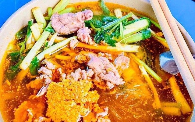 BÚN CÁ MINH SÓC - Cù Chính Lan