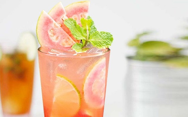 TRÀ TRÁI CÂY LẮC VÀ BÁNH TRÁNG