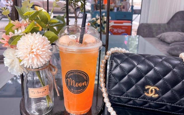 Moon - Trà Sữa - Dương Tử Giang