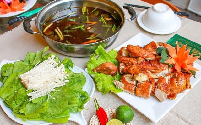 Nhà Hàng Thủy Mộc