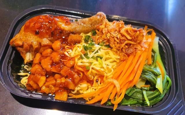 Yan Coffee & Foods - Cơm Trộn Mì Trộn