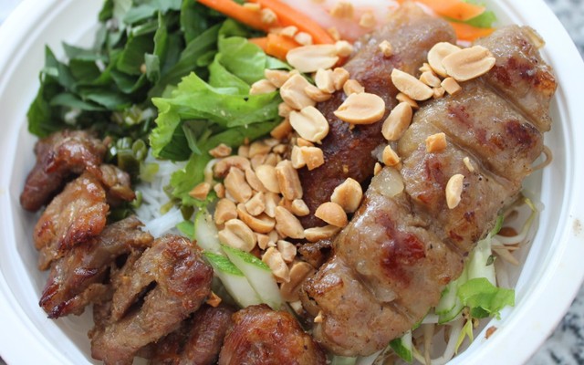 116 Food - Bún thịt nướng & Ăn vặt - Phan Đăng Lưu