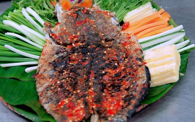 Vựa Cá Tầm - Bùi Văn Hoà