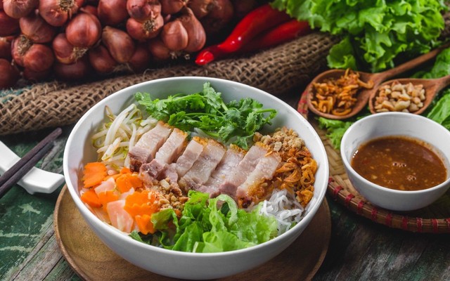 Cô Hương - Bún Bò & Bún Mắm