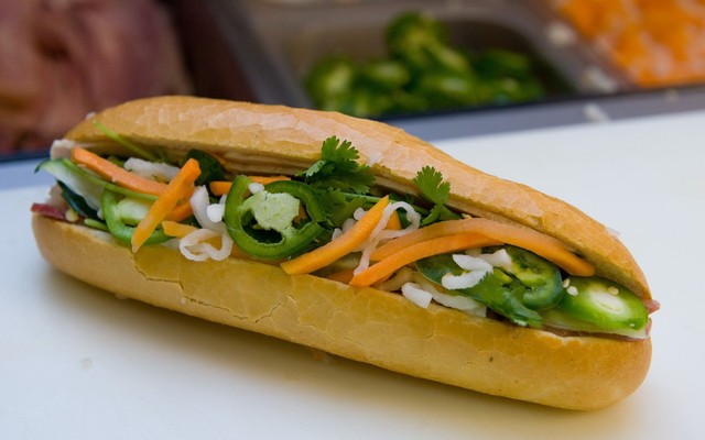 Bánh Mì Hà Nội Quốc Bảo