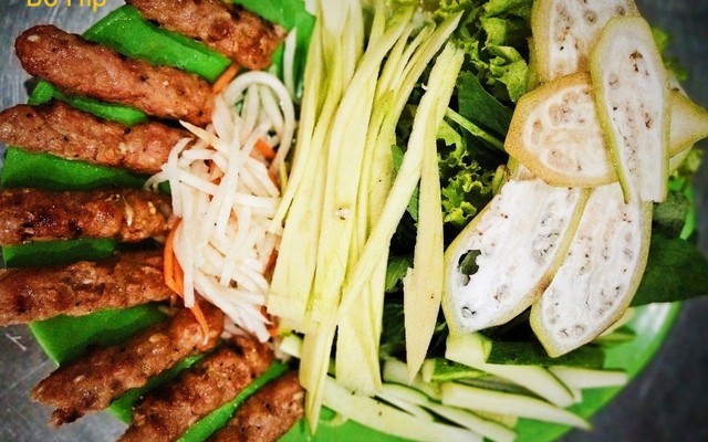 Nem Nướng Bố Híp - Trần Văn Dư