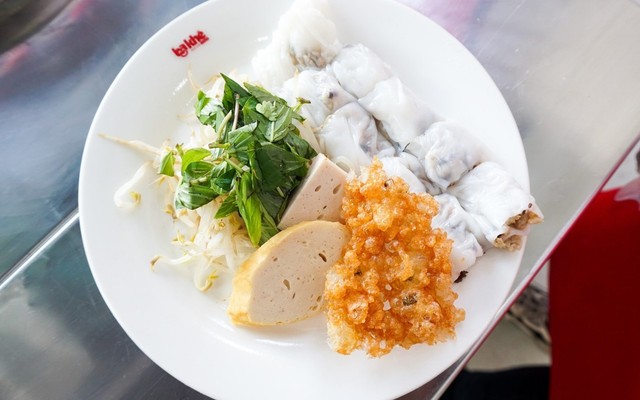 Bánh Cuốn Thịt Nướng Chị Nga