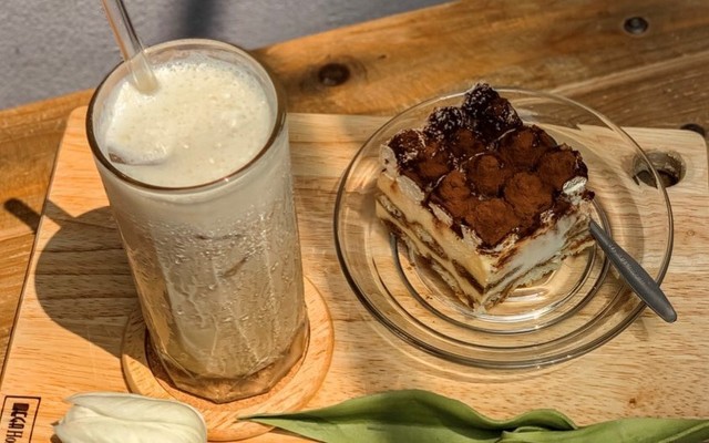 Đing Đoong Coffee And Cakes