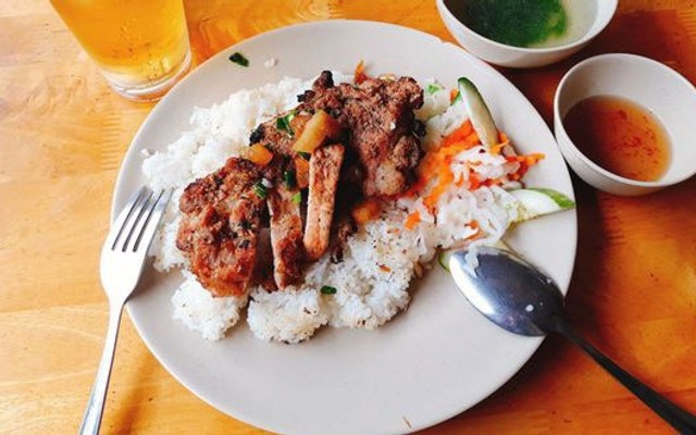 Cơm Tấm Sườn Bì Chả 008