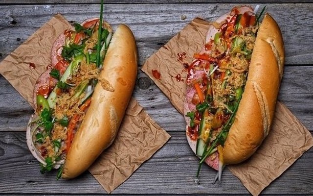 Bánh Mỳ Thịt Nướng - Nước Ép Nguyên Chất