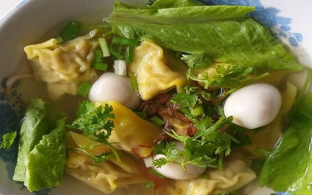 Quán Dì Năm - Hủ Tiếu - Trần Khánh Dư