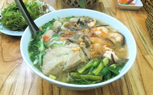 Bắp & Cóc - Quán Bún - Lê Lợi