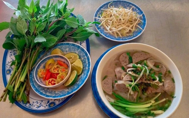 Phở Phú Hương - Lê Quang Định