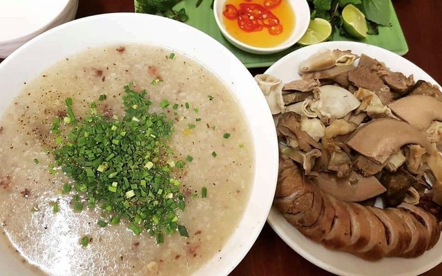 Phong Béo - Cháo Lòng & Tiết Canh