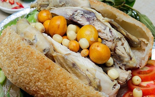 Gà Bó Xôi Biên Hoà