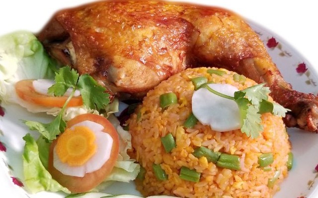 Cơm Chiên Giòn Gia Vĩ