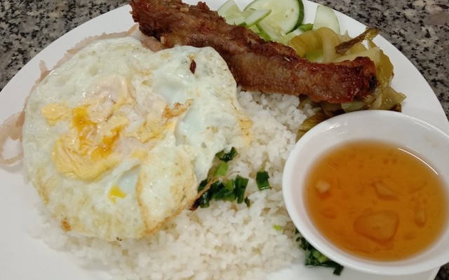 Cơm Tấm 139 - Trần Quốc Toản