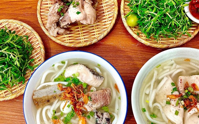 Cô Ánh - Bánh Canh Bột Gạo